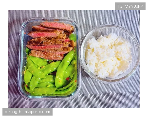 浓眉哥家里请了三个厨师就为了做低脂餐